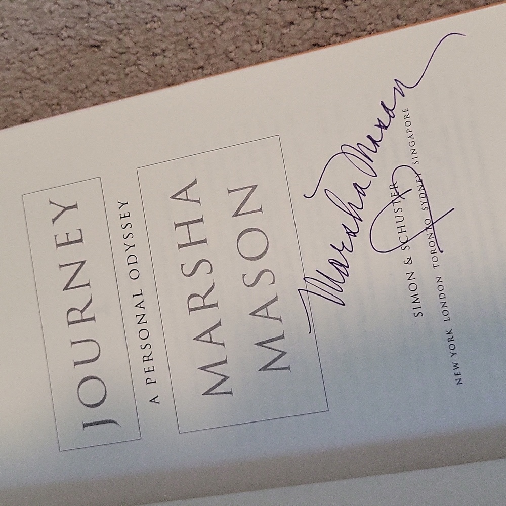 barnes and noble Bag With Autographed Autobiography Of Marsha Mason And More - Picture 8 of 8